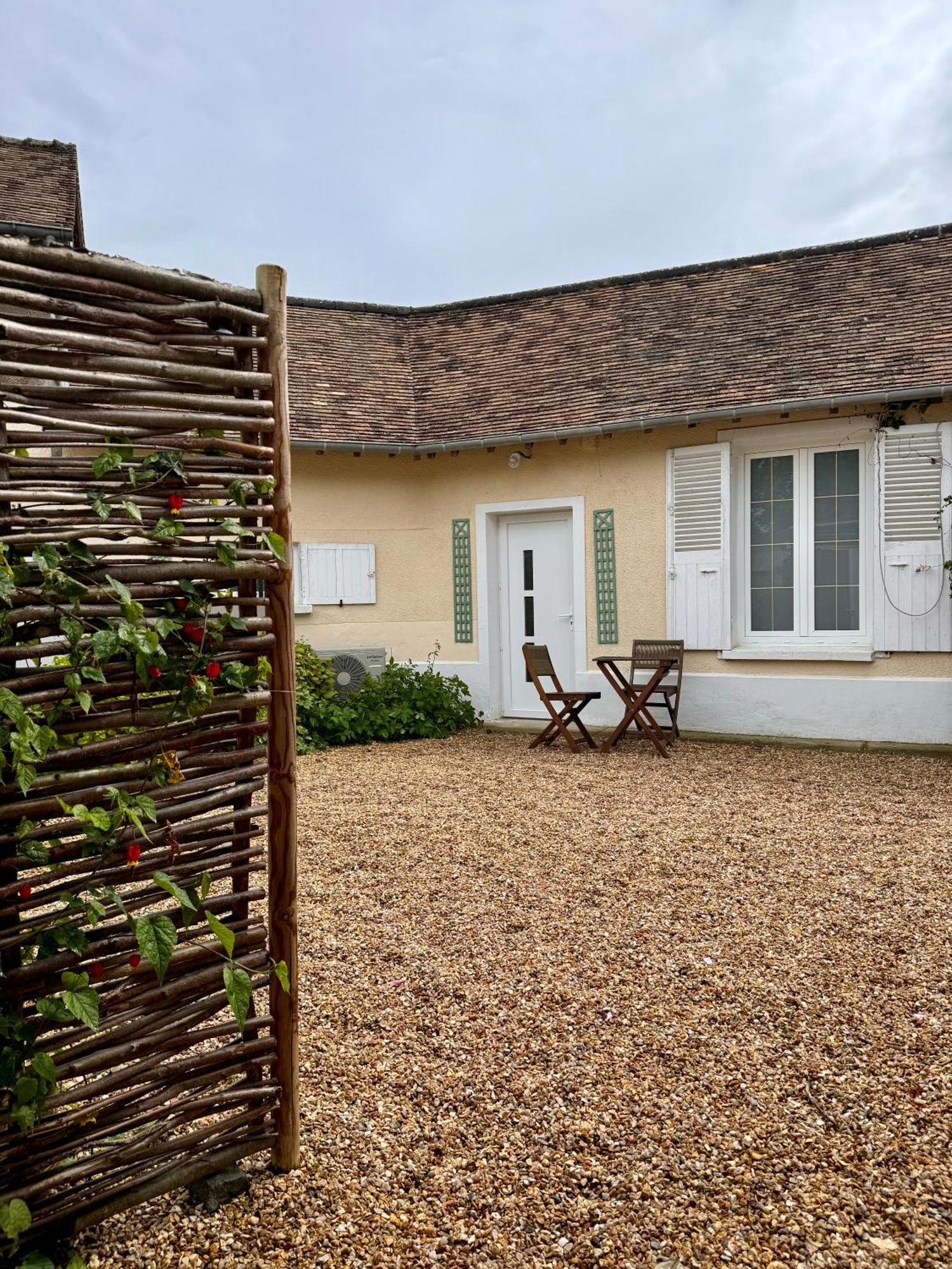 Vila Charmant Loft Intime Croisy-sur-Eure Exteriér fotografie